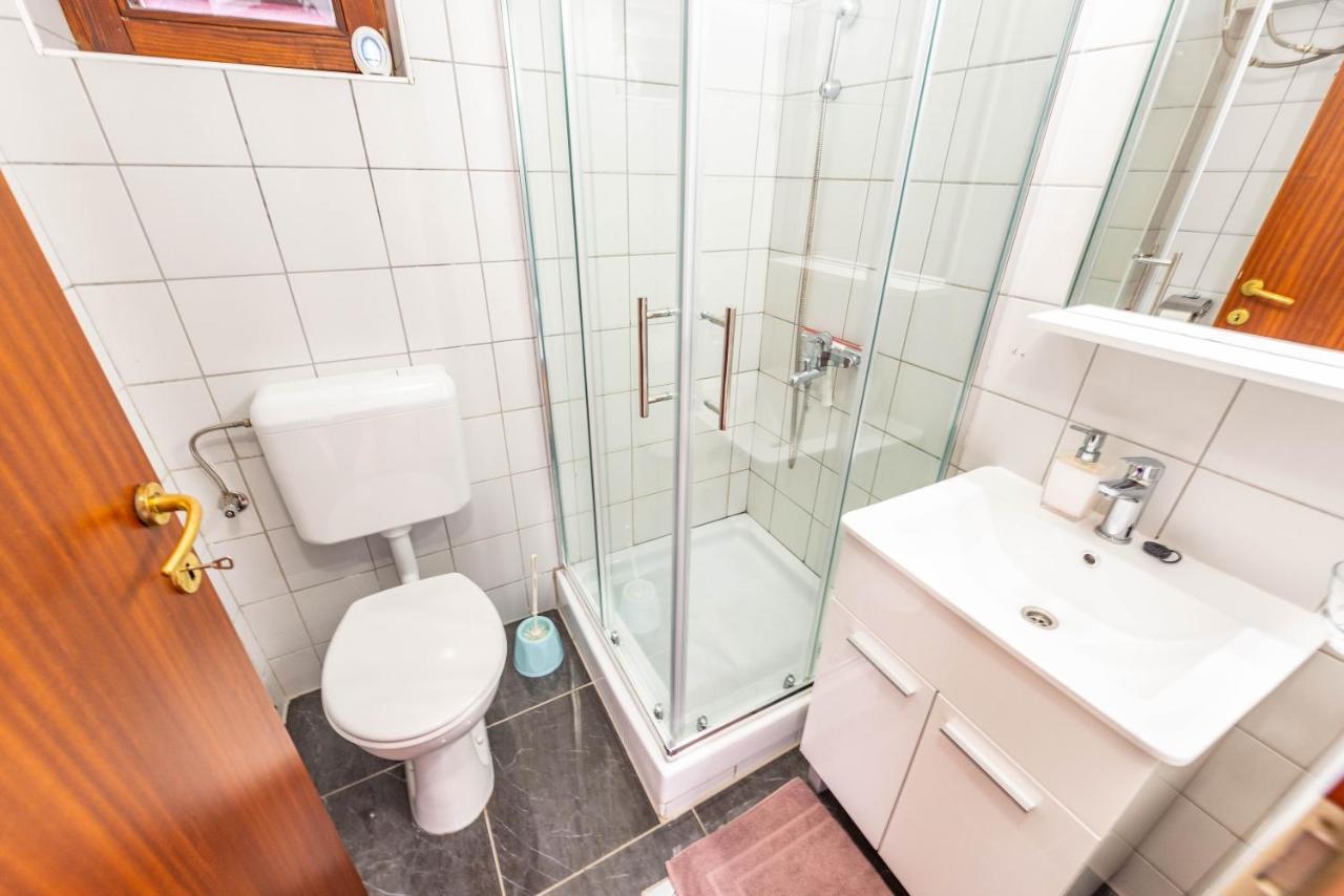 Apartmani Tatjana Novalja Buitenkant foto