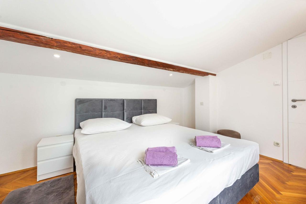 Apartmani Tatjana Novalja Buitenkant foto