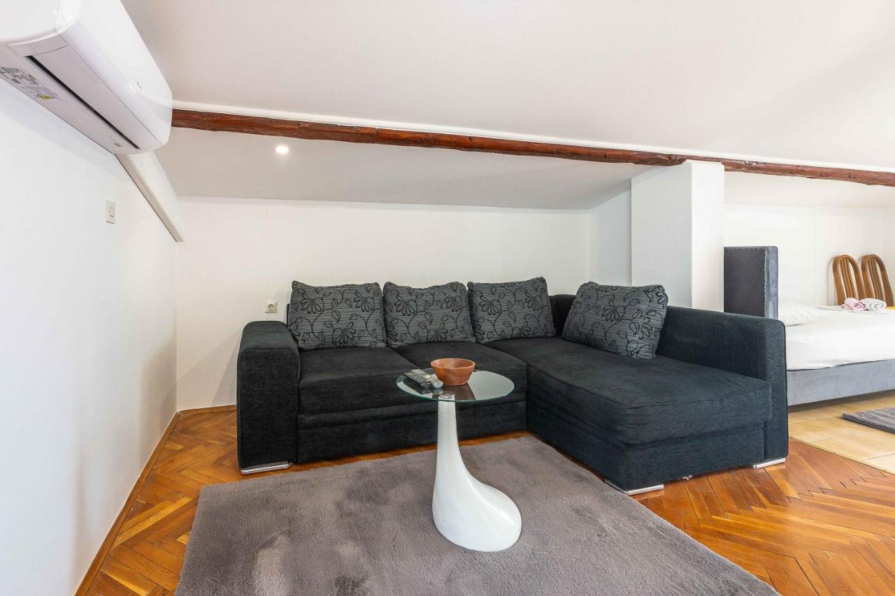 Apartmani Tatjana Novalja Buitenkant foto