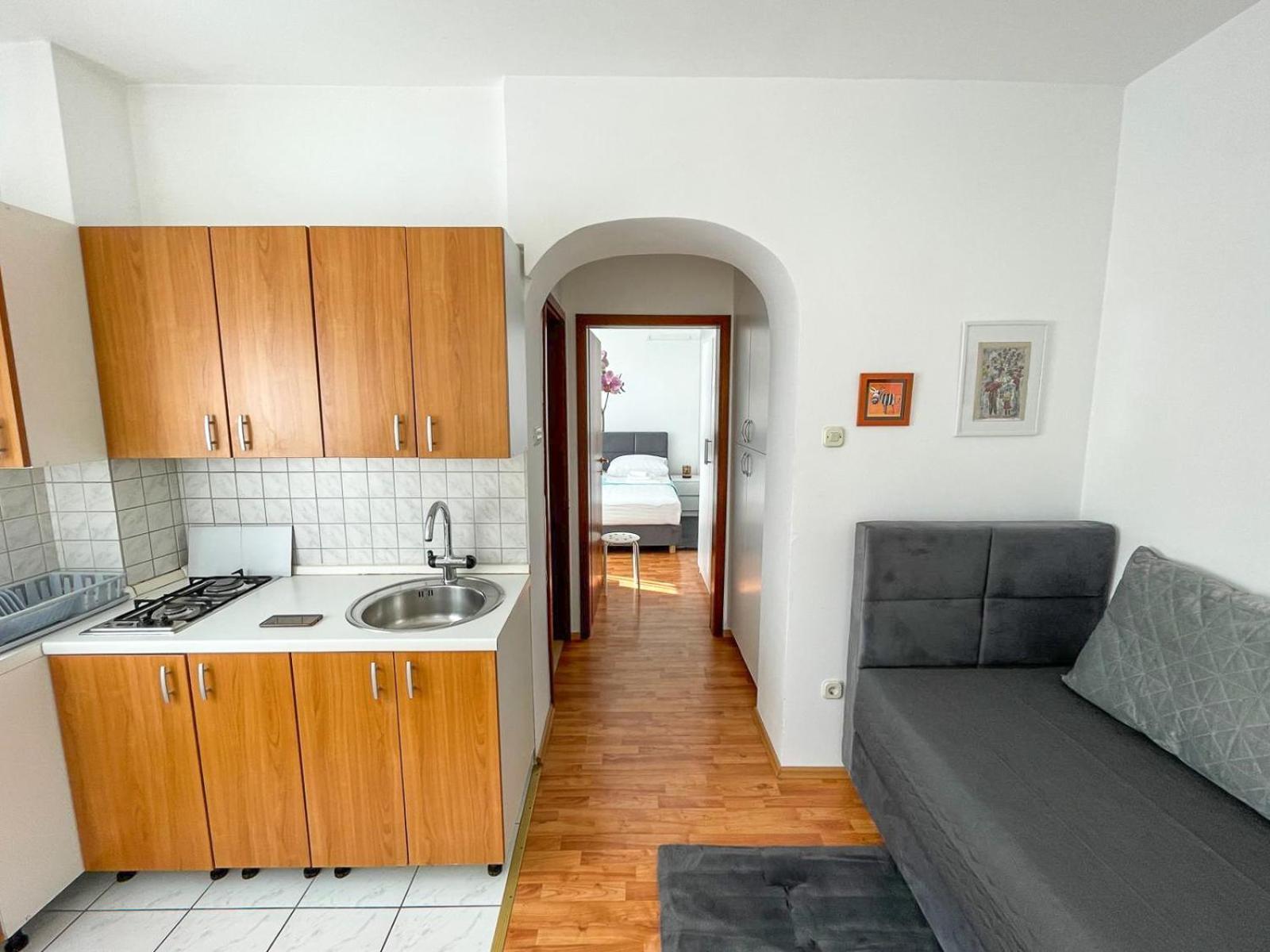 Apartmani Tatjana Novalja Buitenkant foto