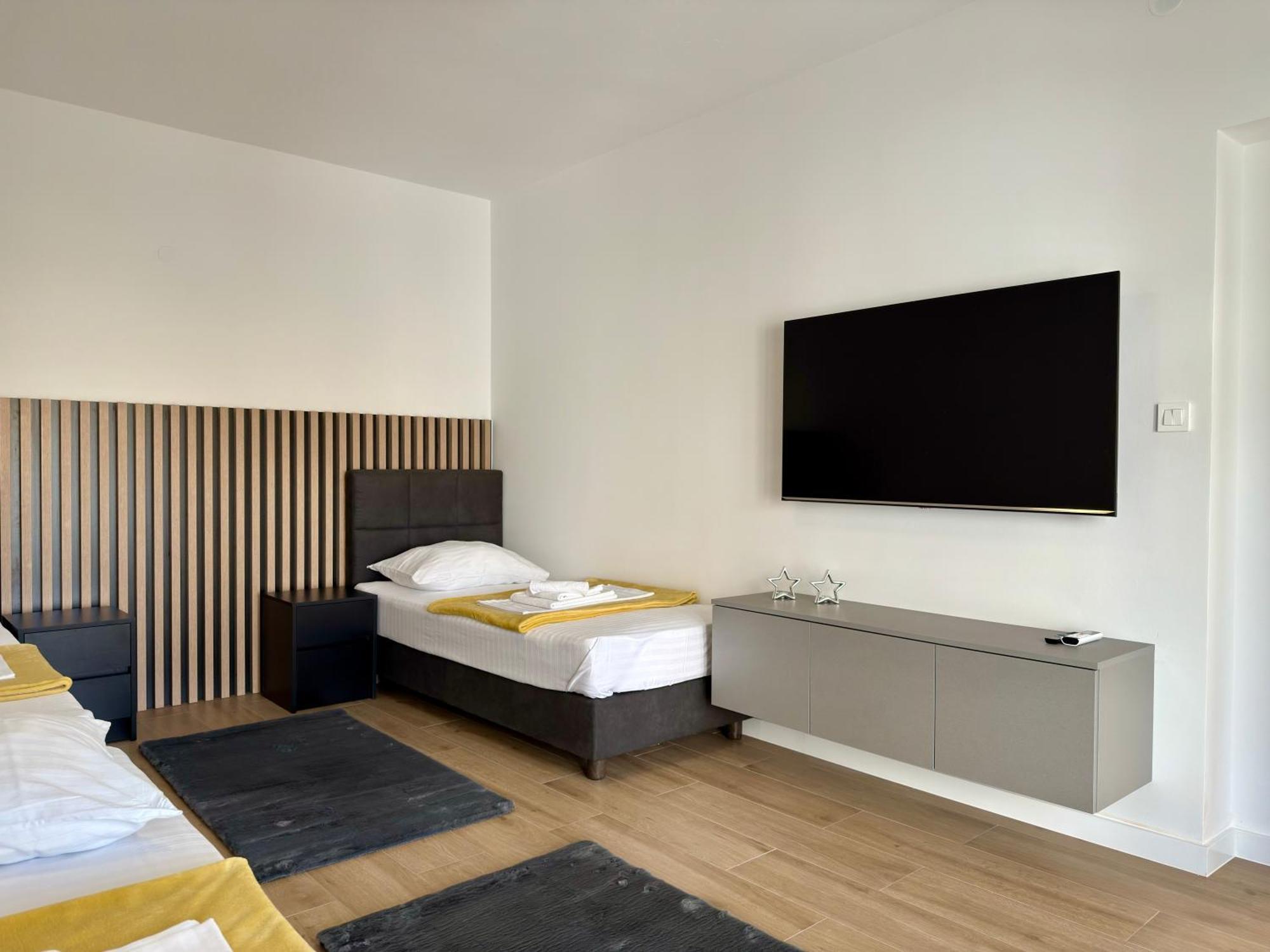 Apartmani Tatjana Novalja Buitenkant foto
